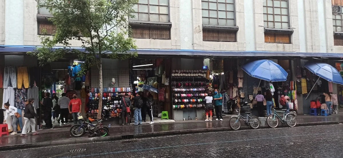 Plaza Del Artesano