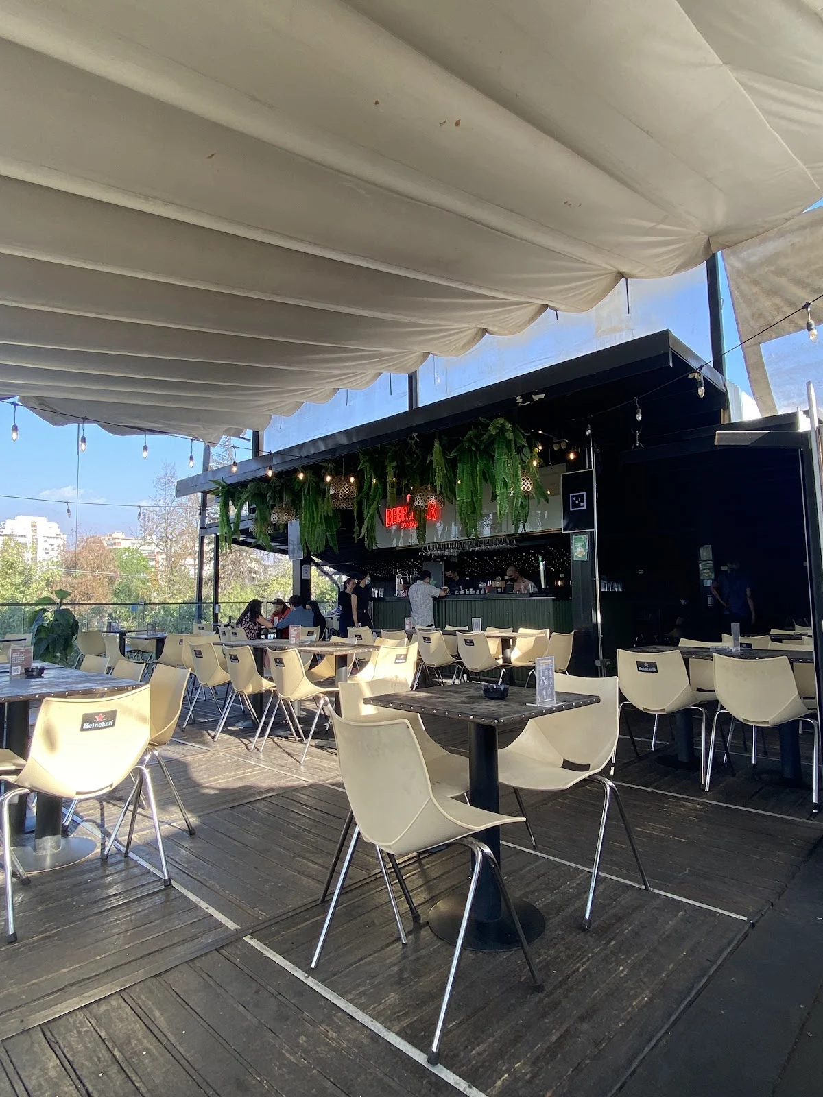 ROOF (Tapas & Cócteles)