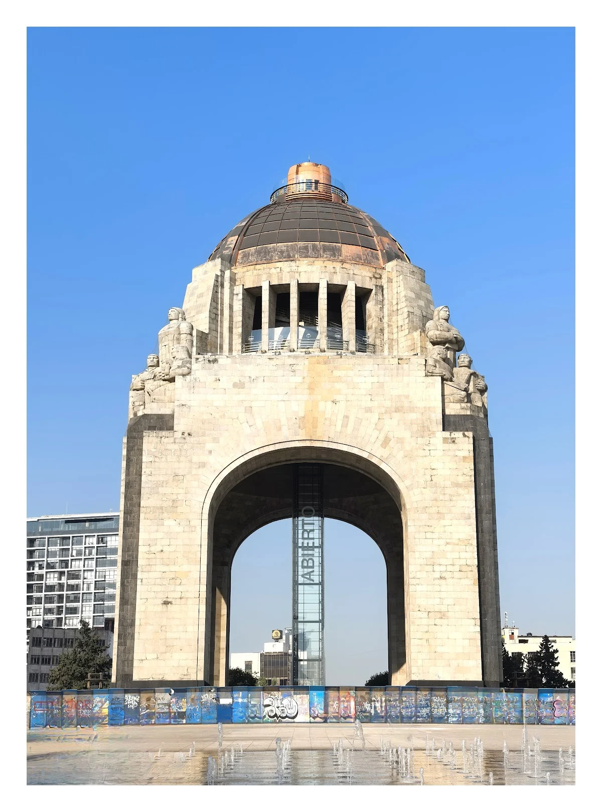 Monumento a la Revolución