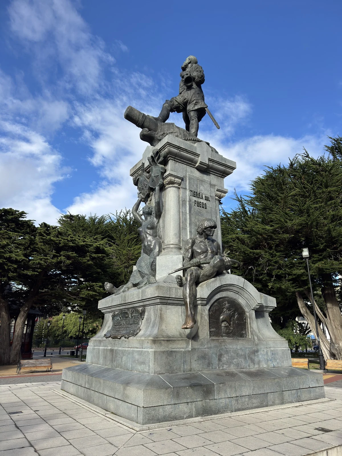 Monumento Hernando De Magallanes